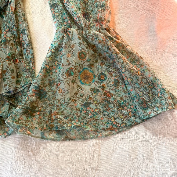 Victorias Secret Off the Shoulder Romper - Picture 4 of 6